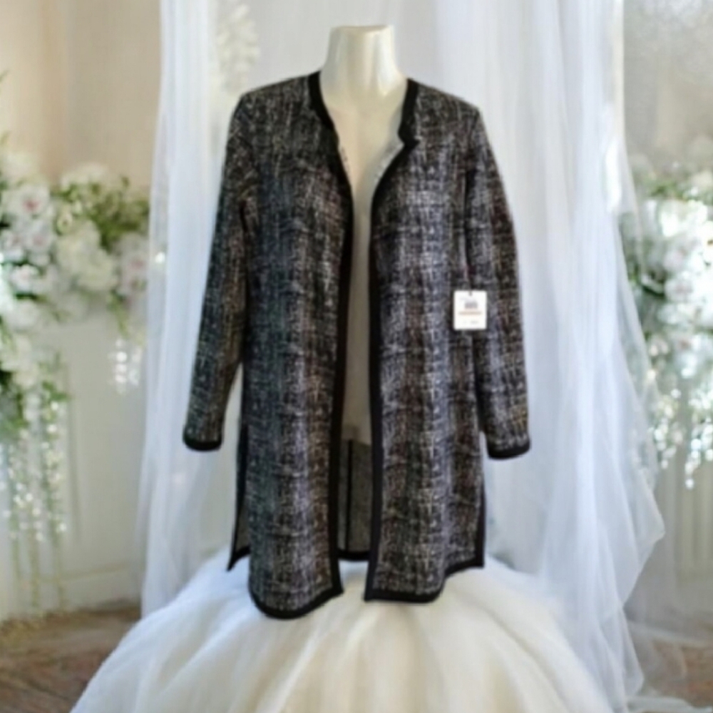 Cardigan Tweed Loon NWT by Rafaella 86$ black and white new with tag gift